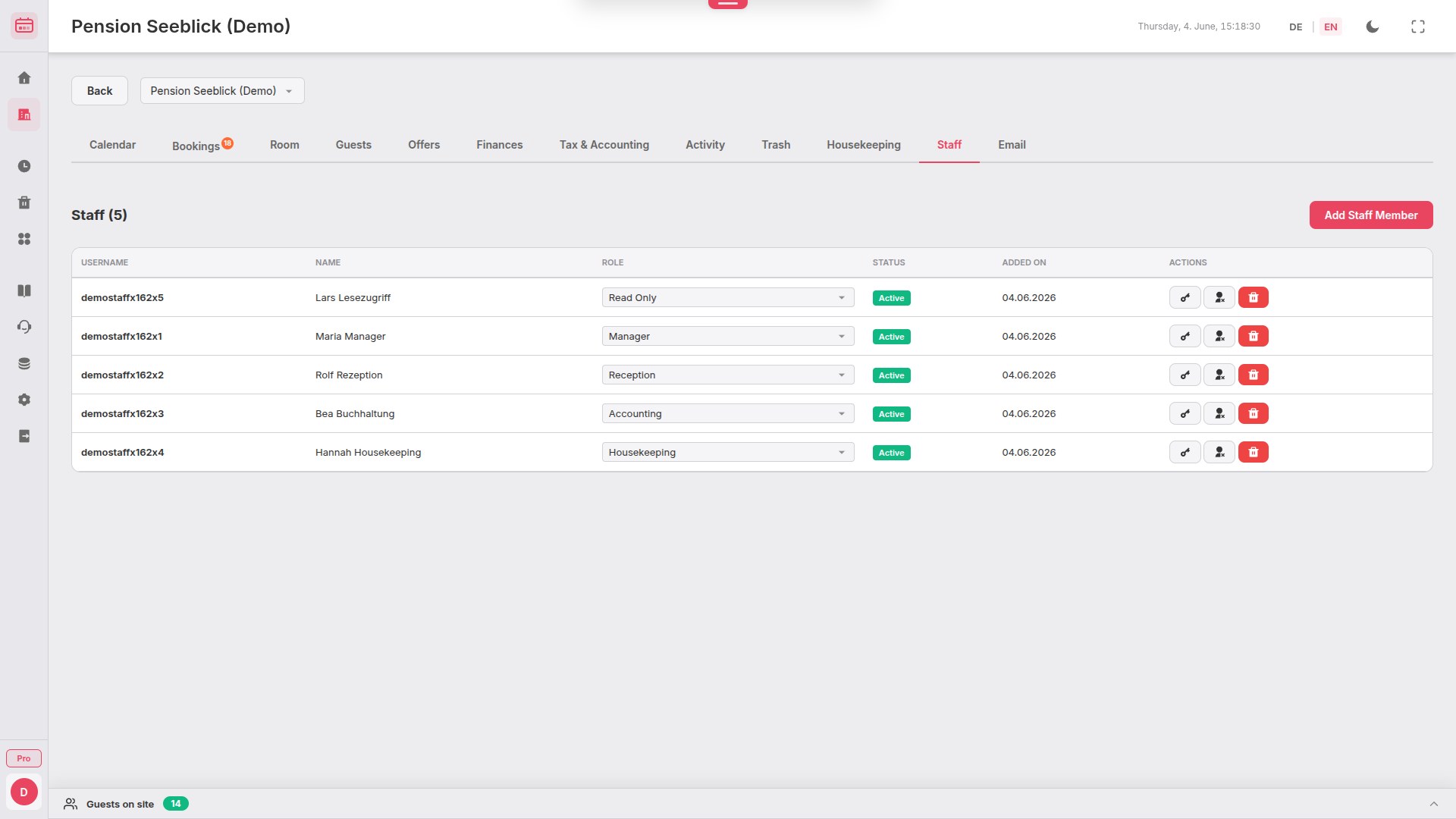 BookingTable staff management with roles